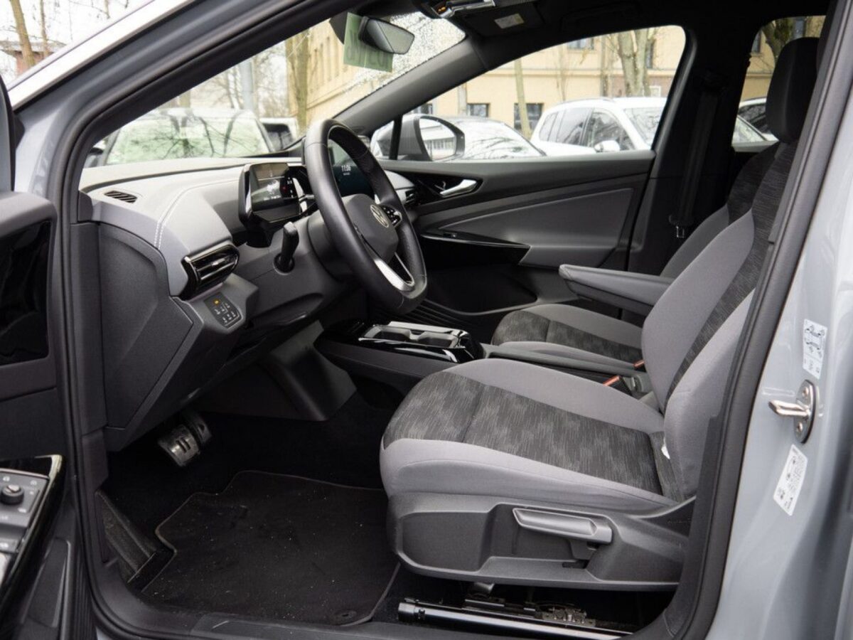 Volkswagen ID.5 Pro Performance Navi R-Kamera AHK Infot. Paket - Image 6