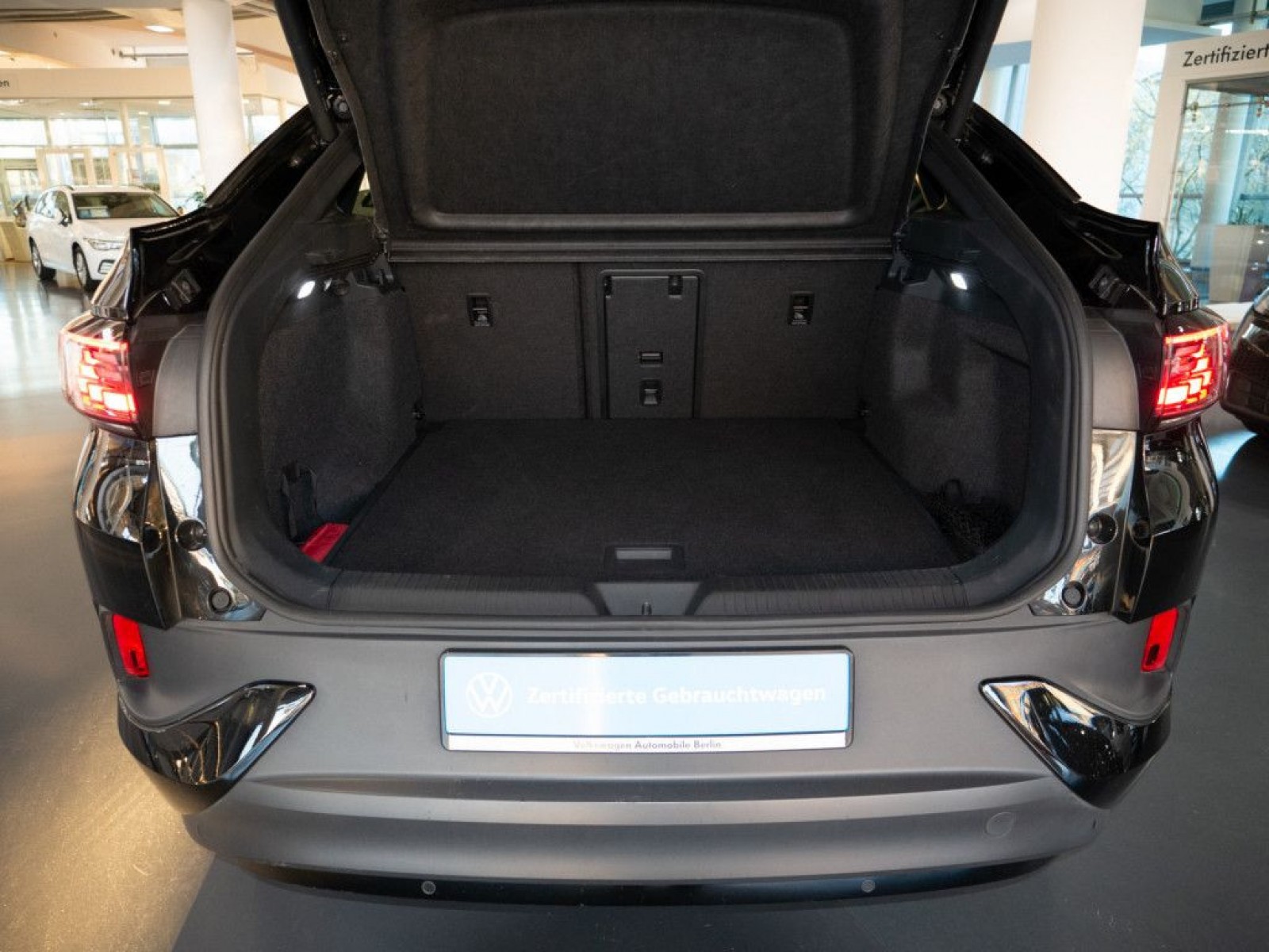 Volkswagen ID.5 GTX 4M Pano Wärmepumpe Sport-Plus Design - Image 6